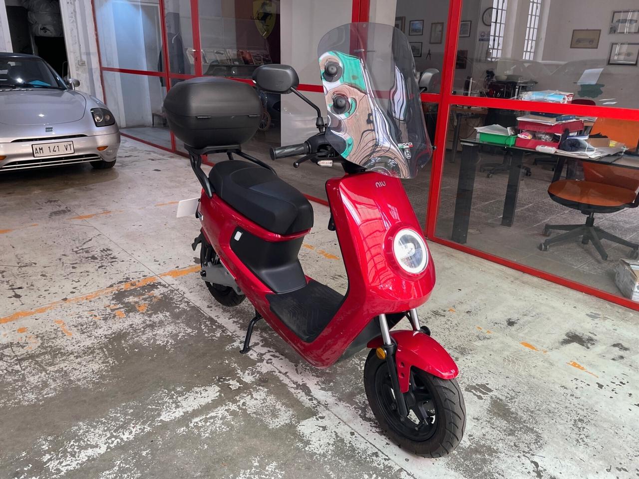 Niu NQi Elettrico 50 KM0!!!