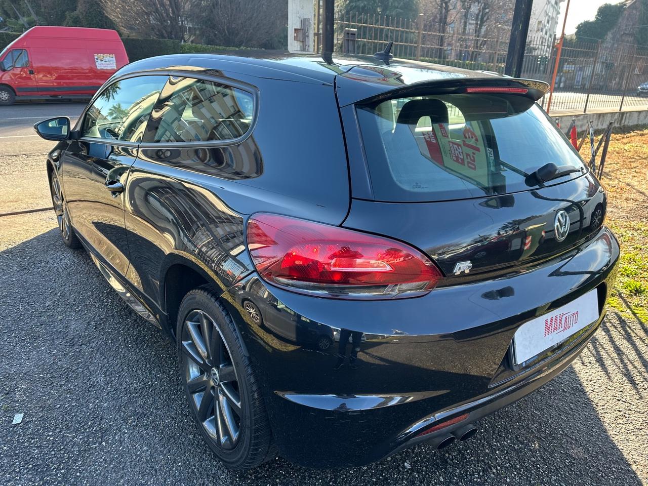 Volkswagen Scirocco 2.0 TDI 140CV Rline