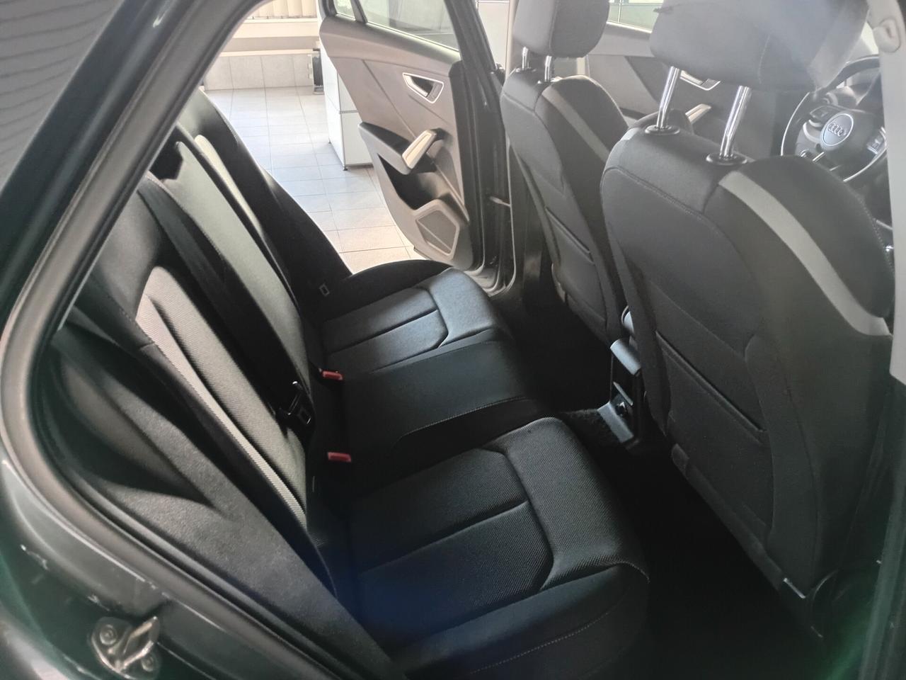 Audi Q2 30 TFSI Business