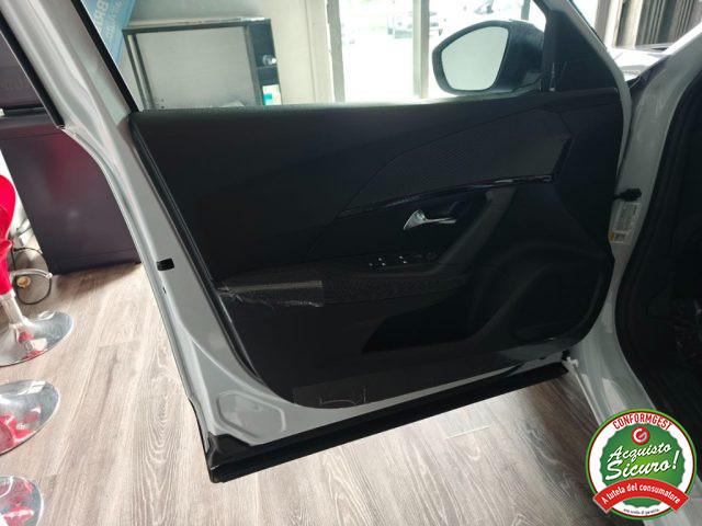 PEUGEOT 2008 Hybrid 110 e-DCS6 Style