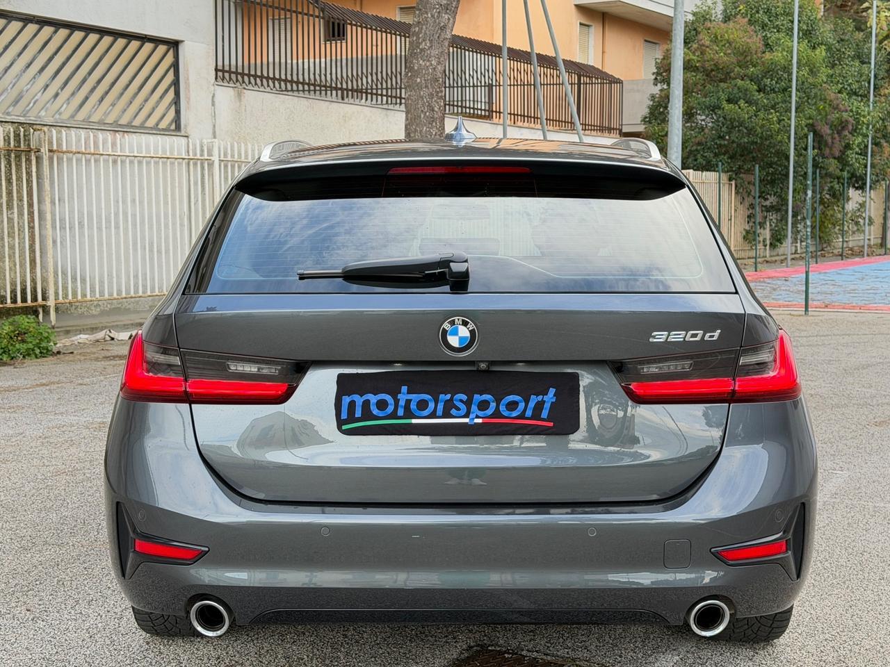 Bmw 320d Sport 190 cv lights ambient + virtual