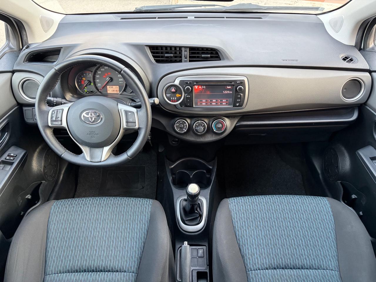 Toyota Yaris 1.0 benz unico proprietario