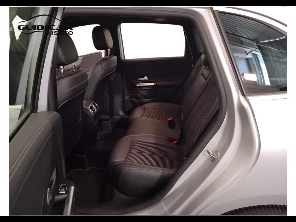 Mercedes-Benz Classe B - W247 2018 - B 180 d Sport Plus auto