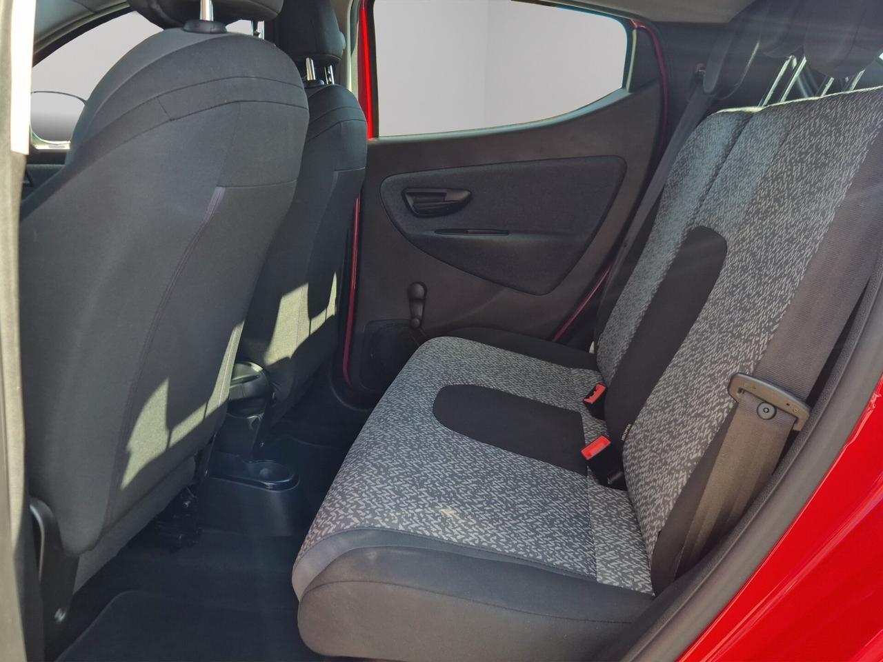 Lancia Ypsilon 1.2 69 CV 5 porte GPL Gold Plus