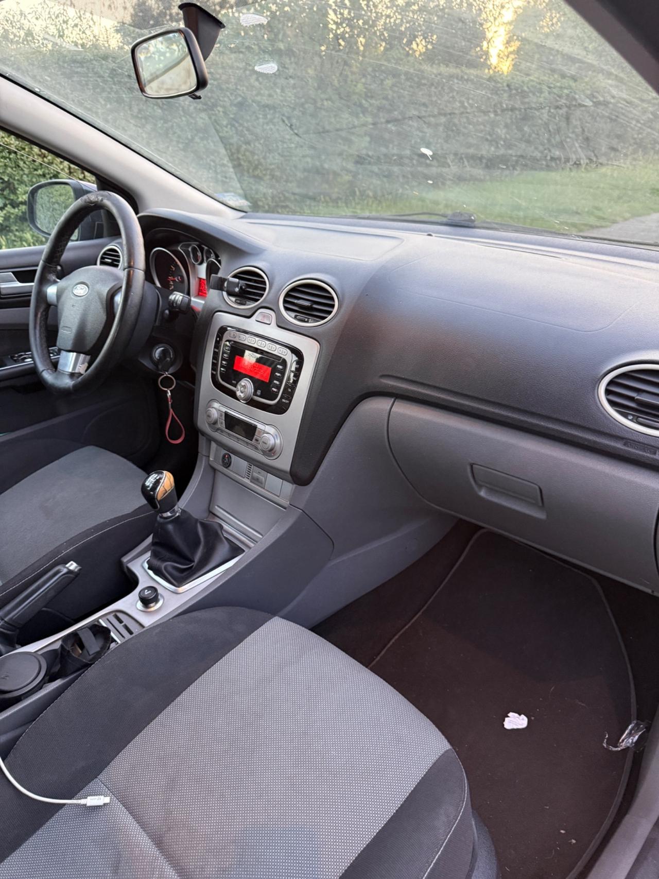Ford Focus 1.6 (100CV) 5p. Titanium