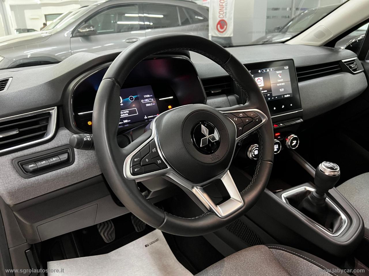 MITSUBISHI Colt 1.0L turbo 90 CV Invite