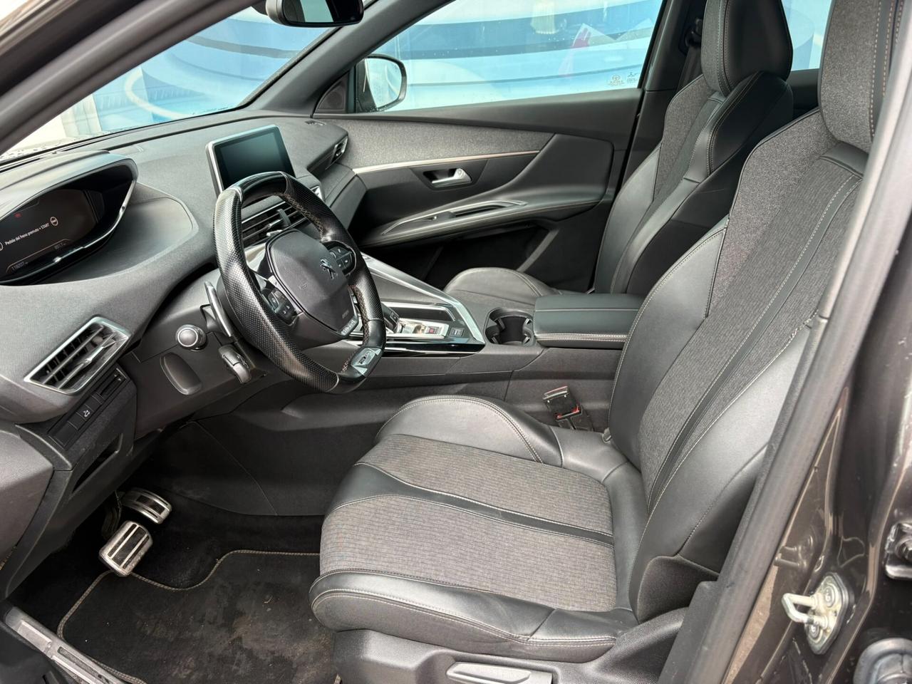 Peugeot 3008 BlueHDi 130 S&S EAT8 GT Line