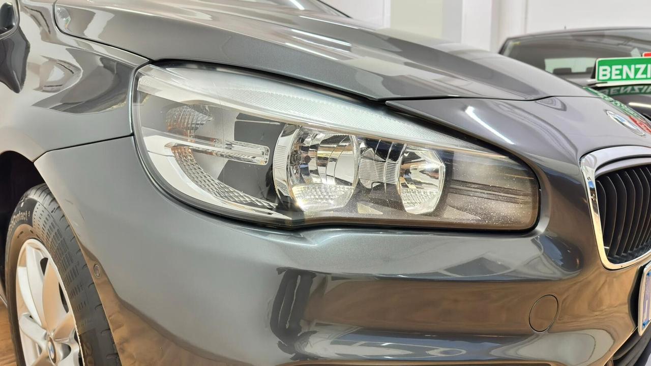 Bmw 2er Active Tourer 216d Luxury