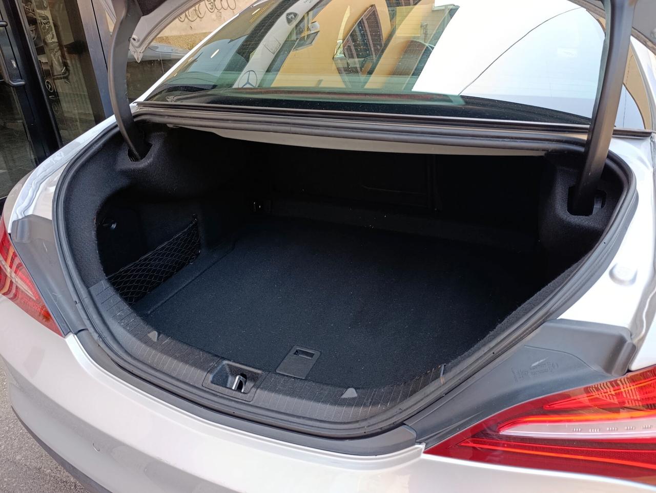 Mercedes-benz CLA 180 Sport