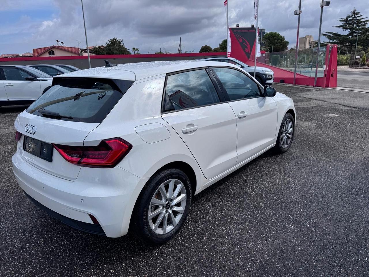 Audi A1 allstreet 30 TFSI Business