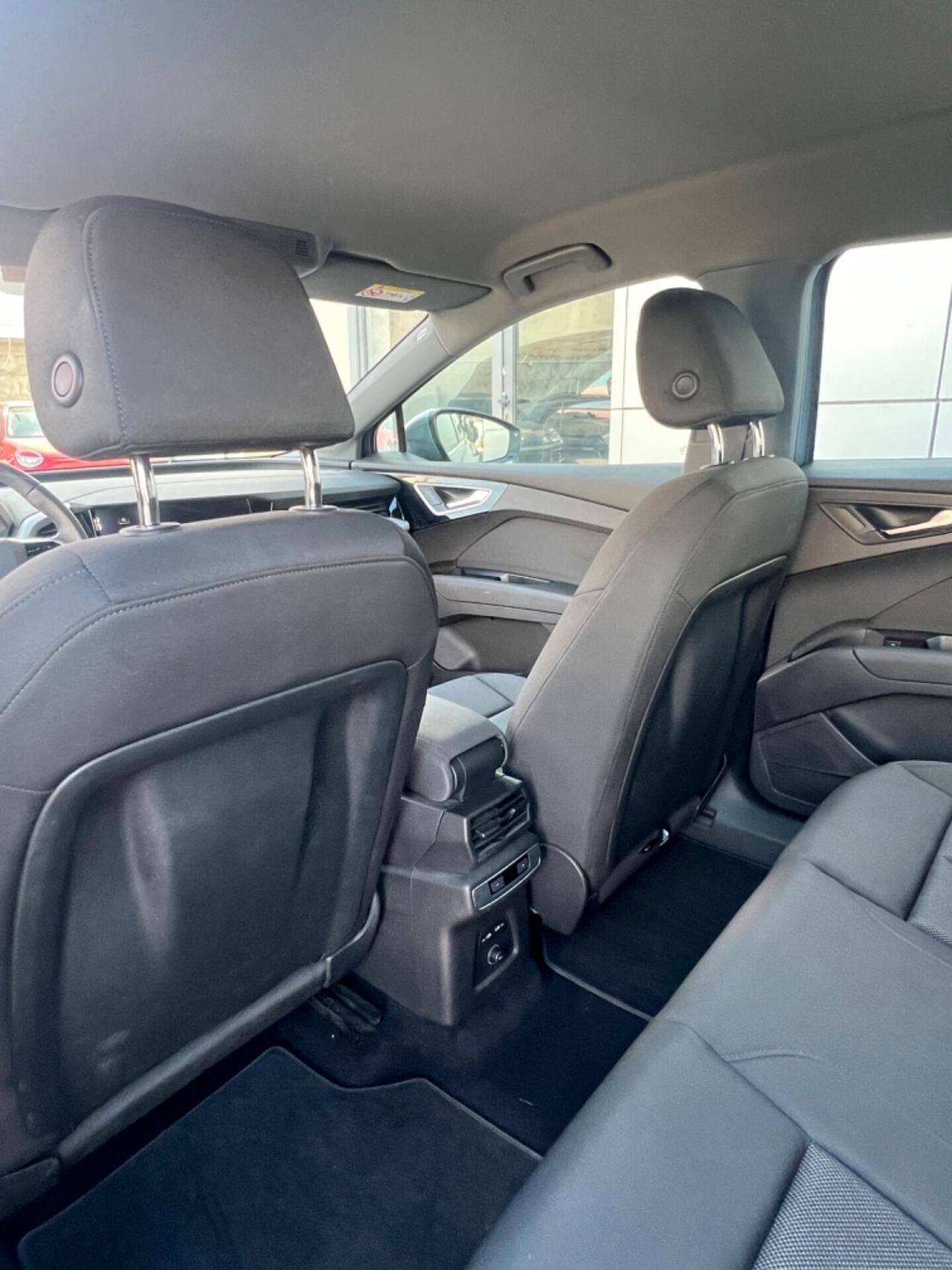 Audi Q4 e-tron SPB e-tron 35 possibilità noleggio no scoring