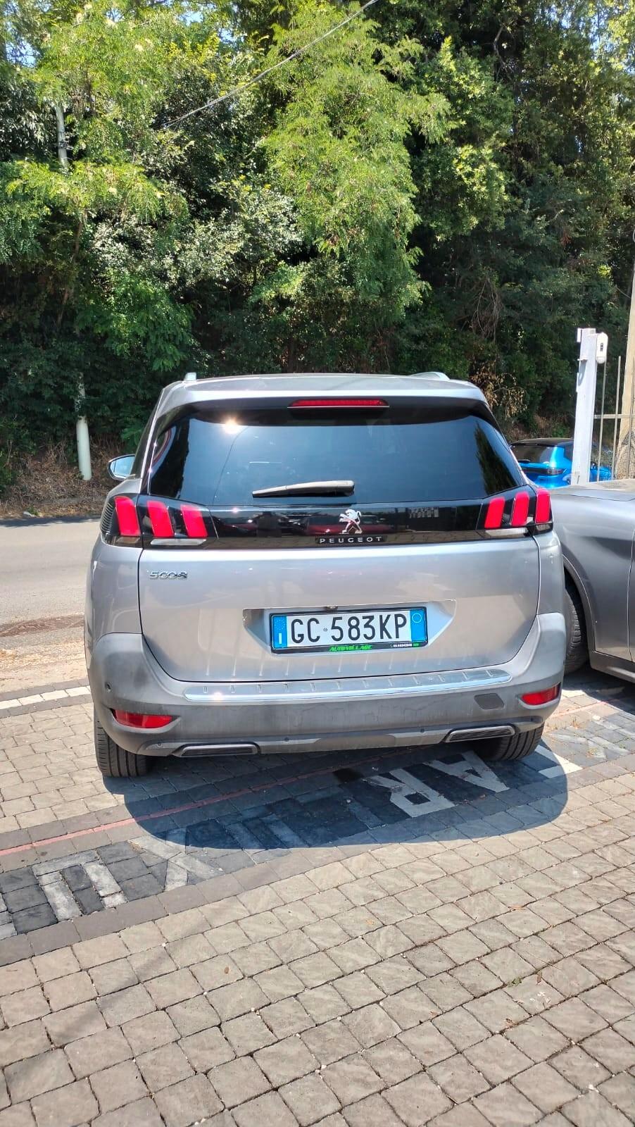 Peugeot 5008 BlueHDi 130 S&S EAT8 Allure