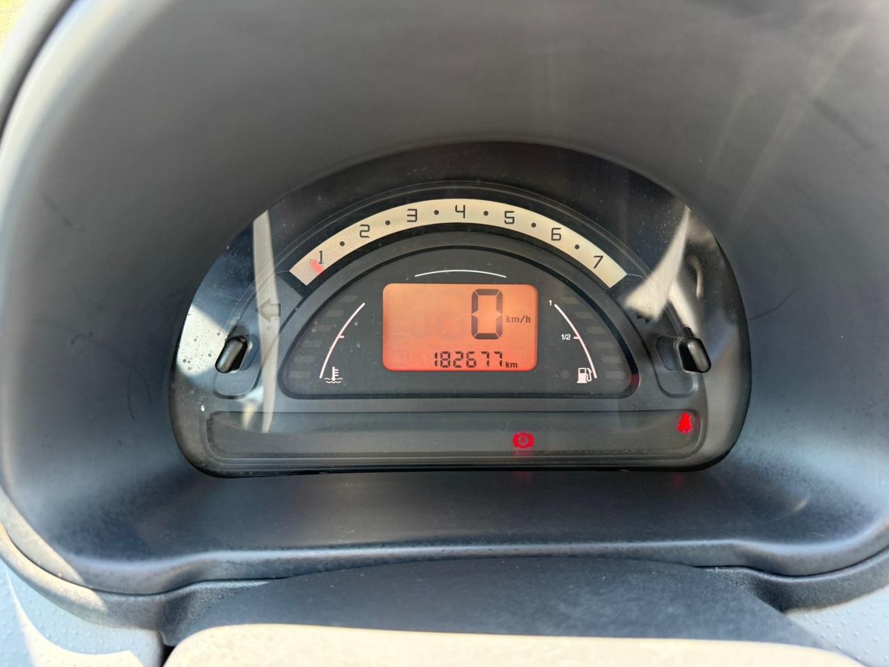 Citroen C3 1.1 Benz- Clima- Neopatentati