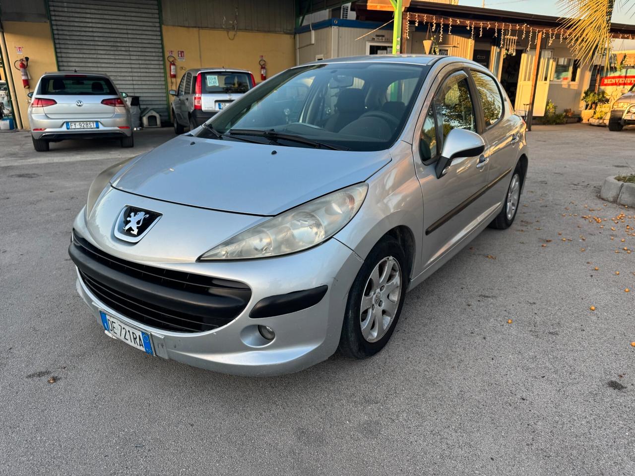 Peugeot 207 1.4 HDi 70CV 5p