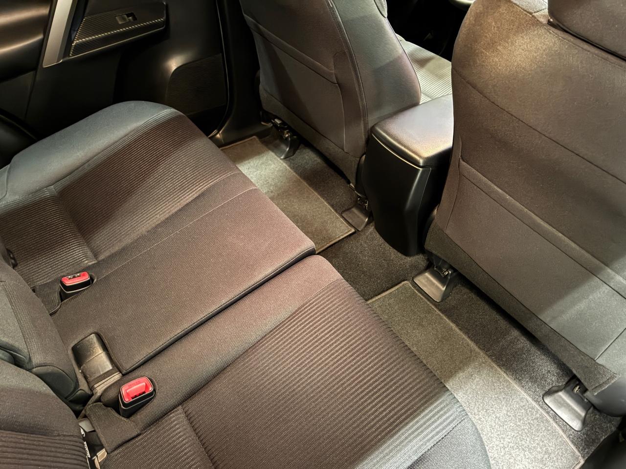 Toyota RAV 4 2.0 D-4D 2WD Active