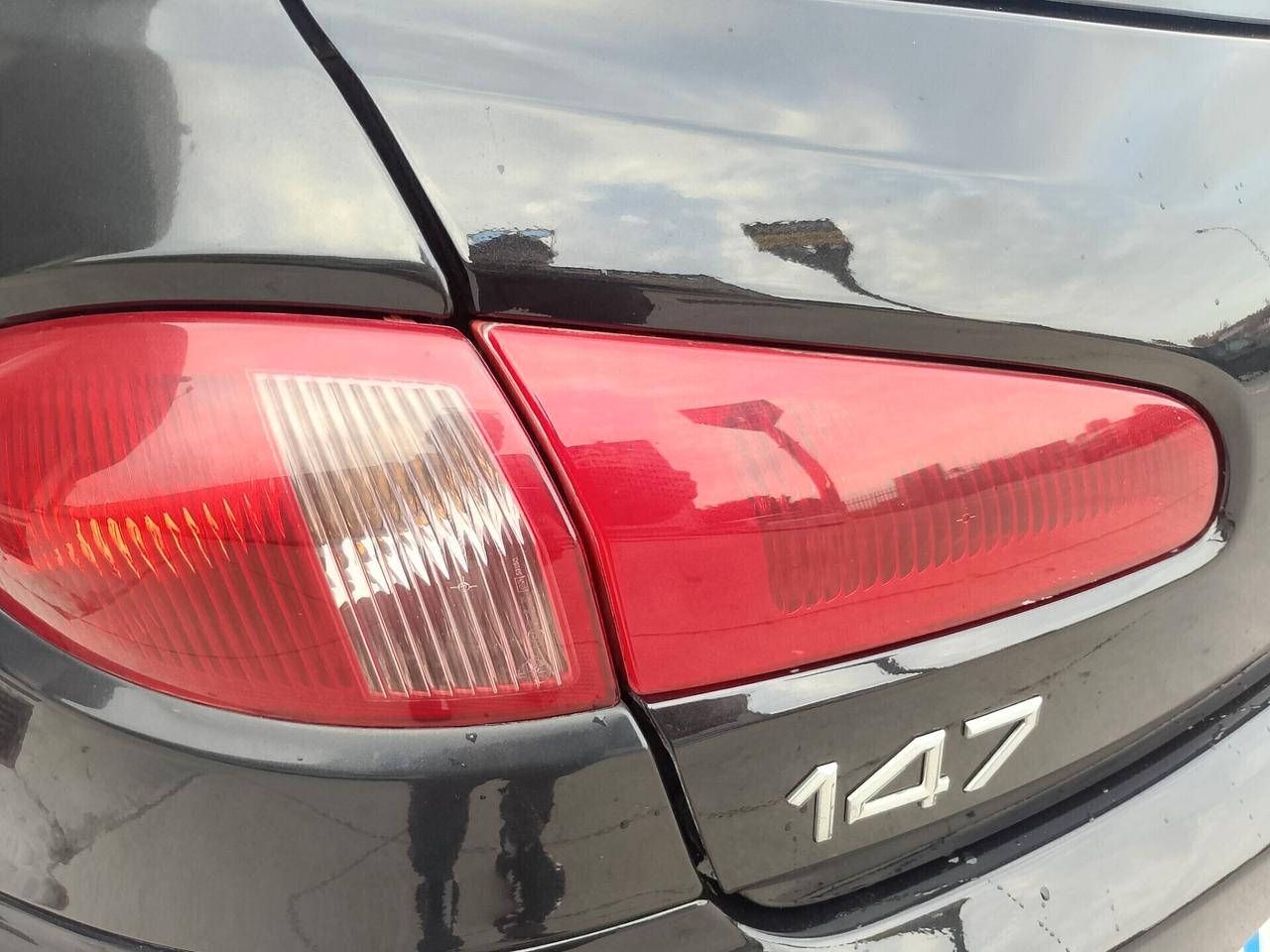 Alfa Romeo 147 1.6 16V TS 5P. Distinctive 45.000km