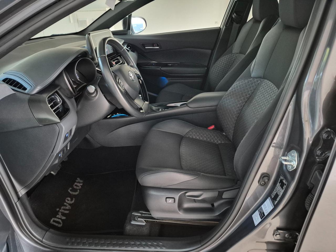 Toyota C-HR 2.0 HYBRID E-CVT KEYLESS CARPLAY LED NAVI C.18