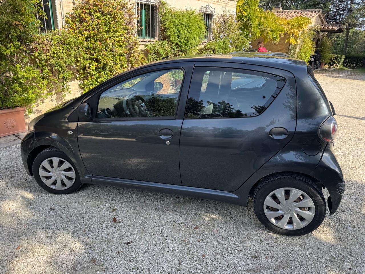 Toyota Aygo 1.0 12V VVT-i 5 porte Lounge Connect MMT