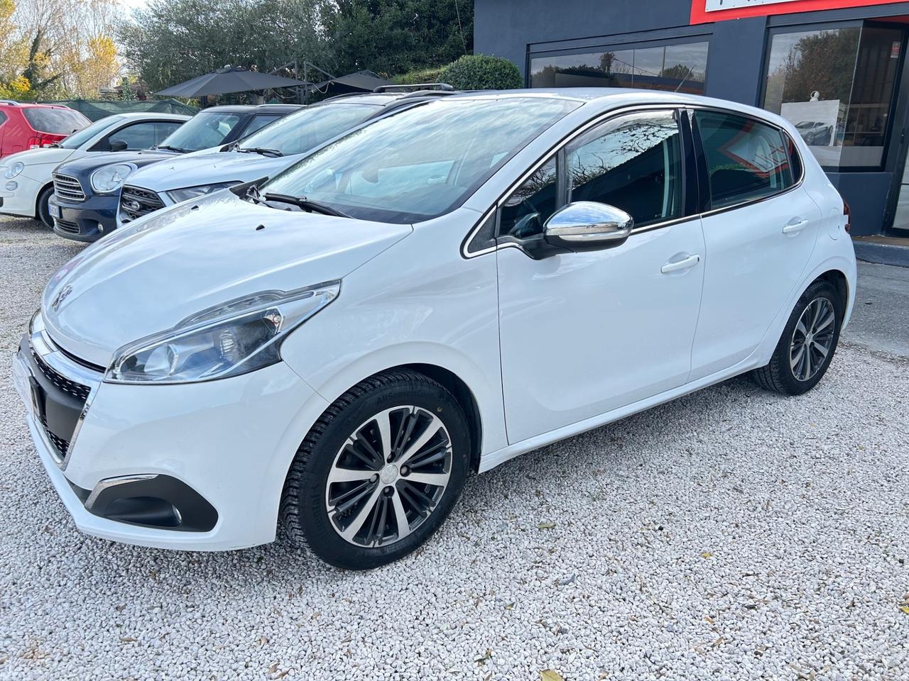 Peugeot 208 BlueHDi 5P ALLURE NAVI NEOPATENTATI