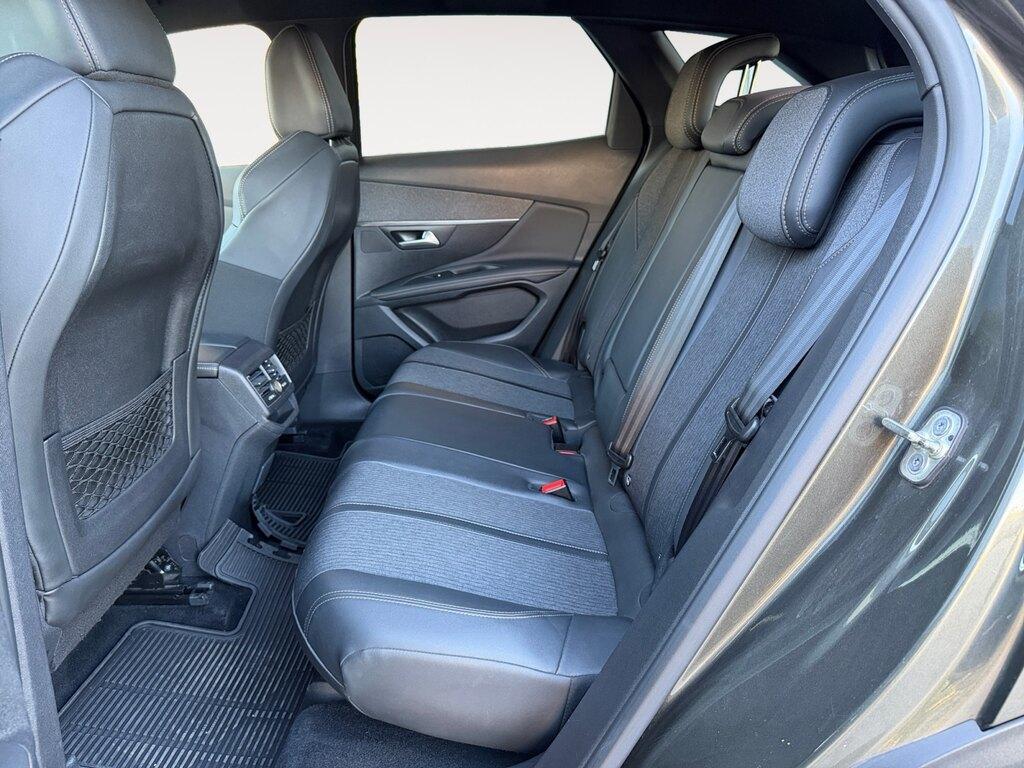 Peugeot 3008 II 2016 1.5 bluehdi 130CV GT Line