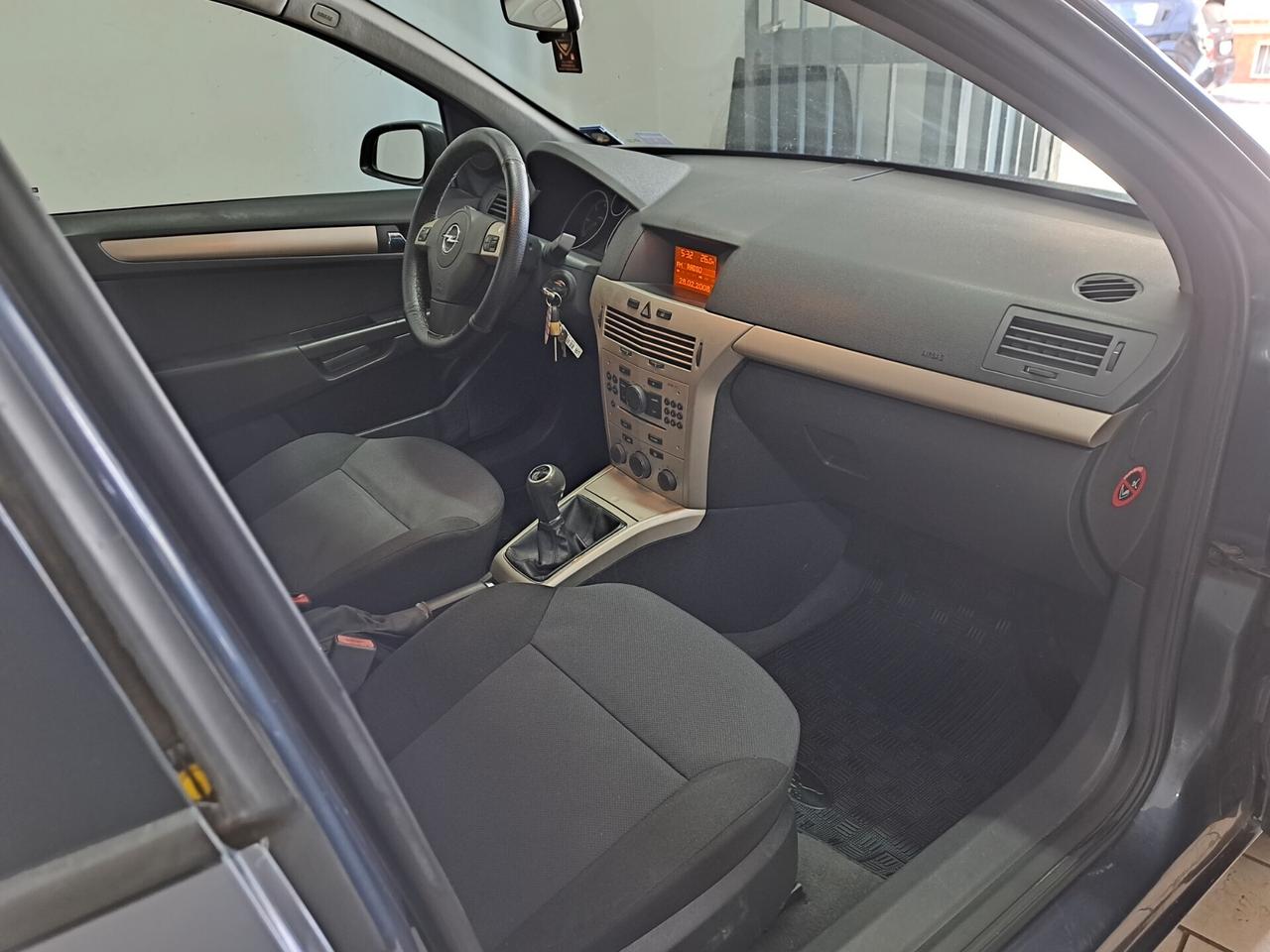 Opel Astra 1.7 CDTI sw Omologata gancio traino 200