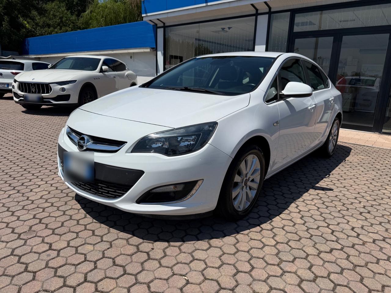 Opel Astra 1.7 CDTI 110CV 5 porte Cosmo