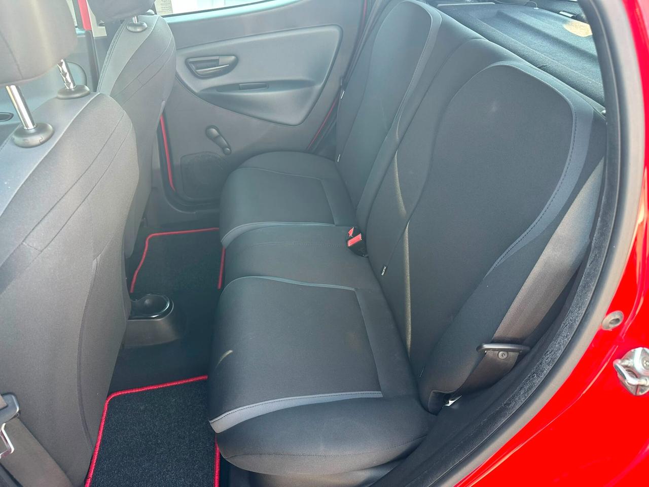 Lancia Ypsilon 0.9 Metano 2015