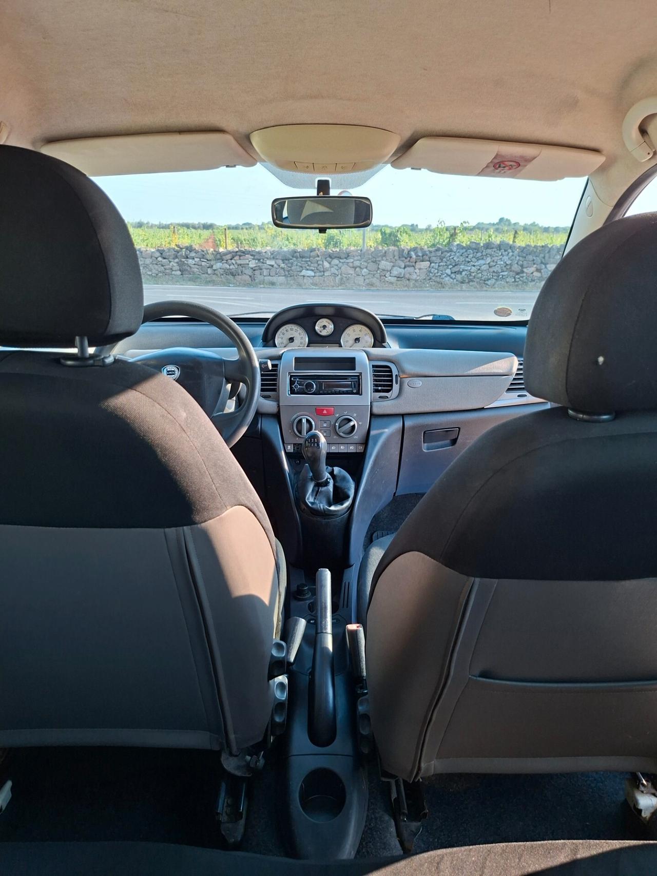 Lancia Ypsilon 1.2 Argento