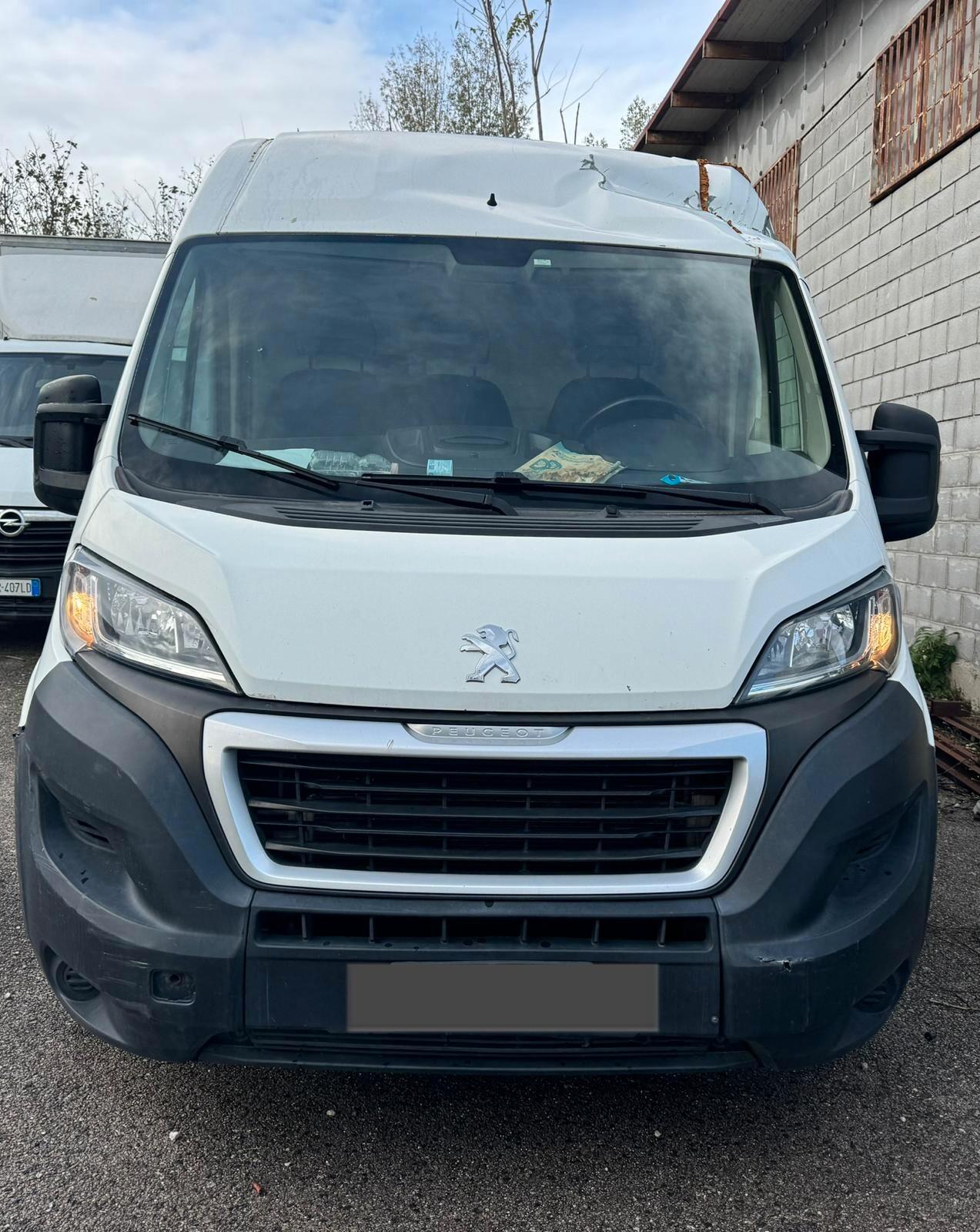 Peugeot Boxer 2020 2.2 HDi 120 CV L2H2 E6