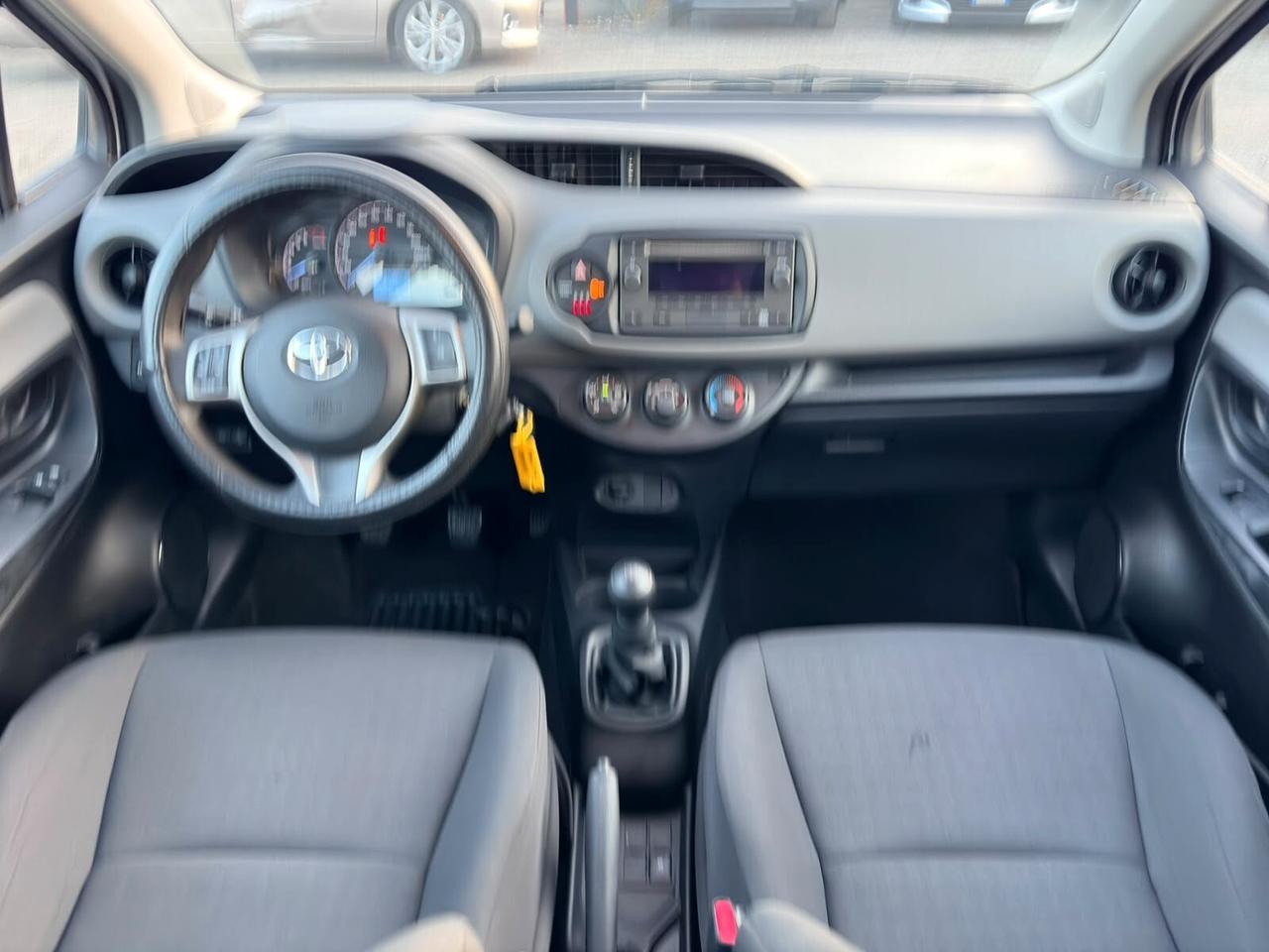 Toyota Yaris 1.0 72 CV 5 porte Active