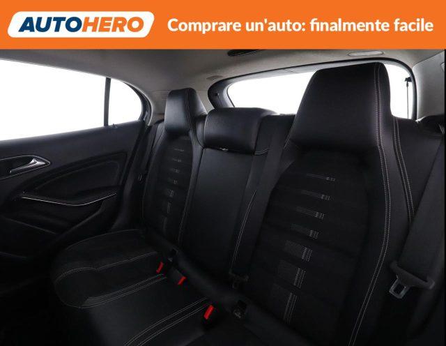 MERCEDES-BENZ GLA 200 d Automatic Sport