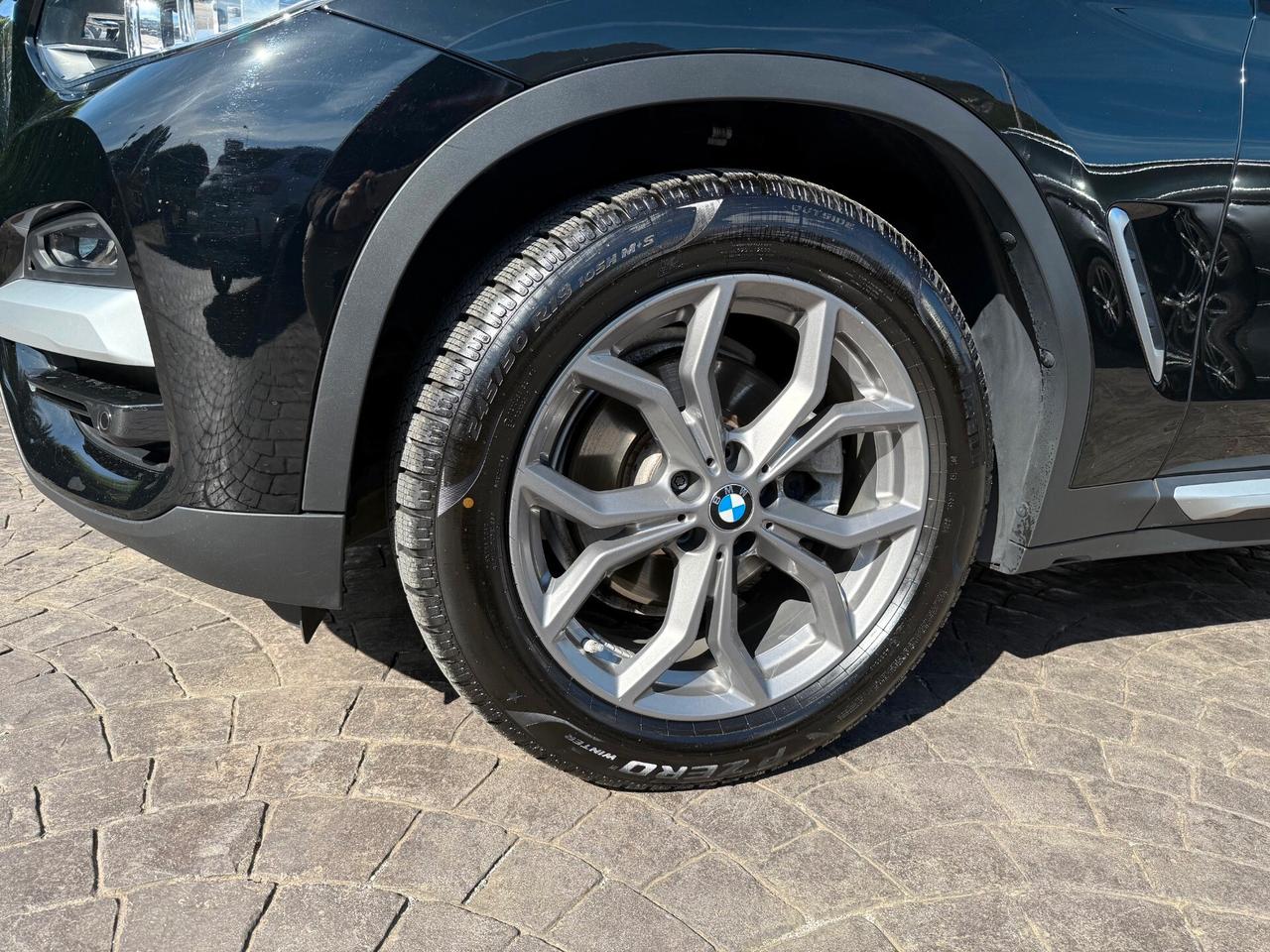 BMW X3 xDrive20d mhev 48V xLine