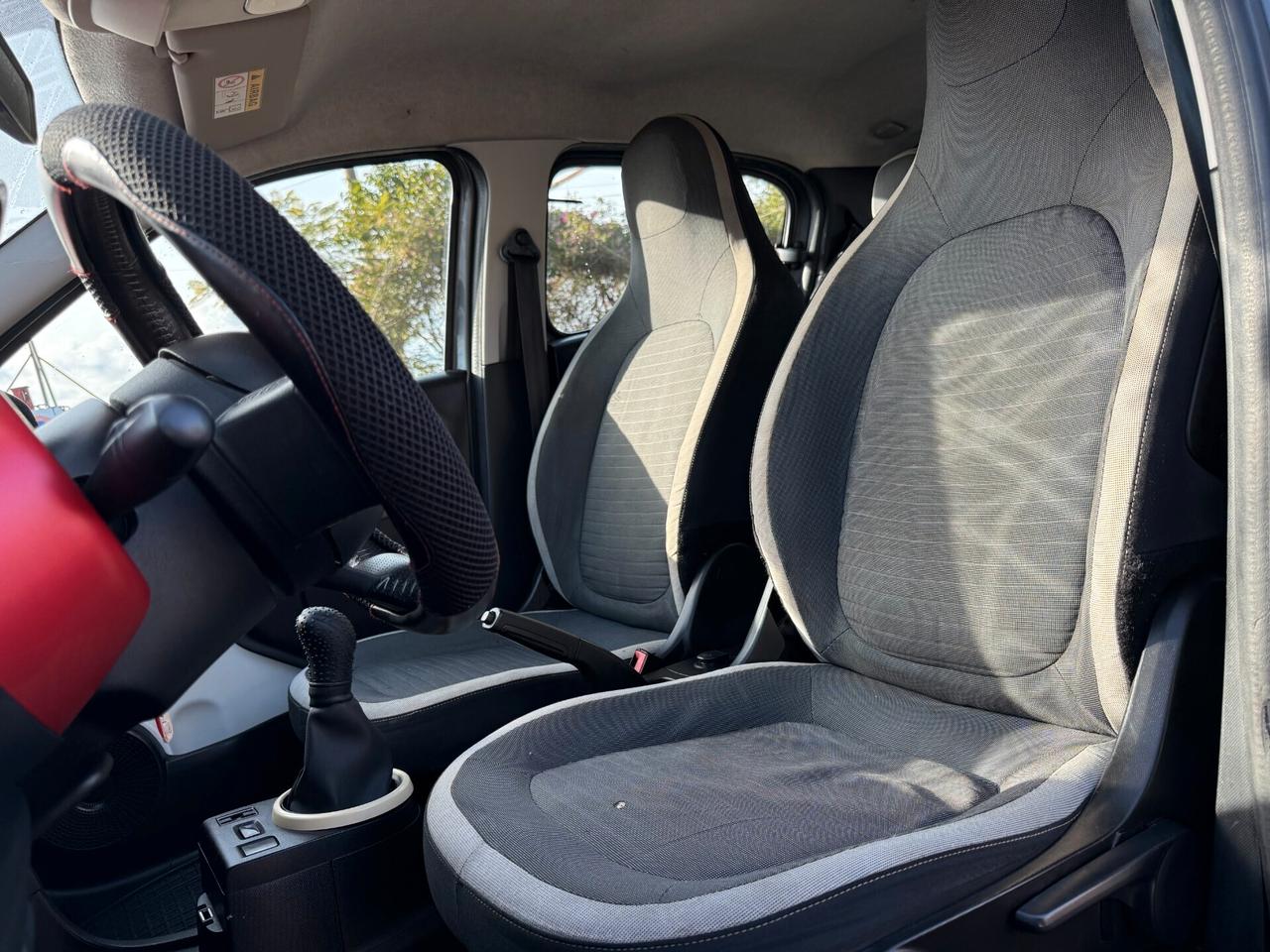 Renault Twingo TCe 70 CV Stop&Start Energy Intens