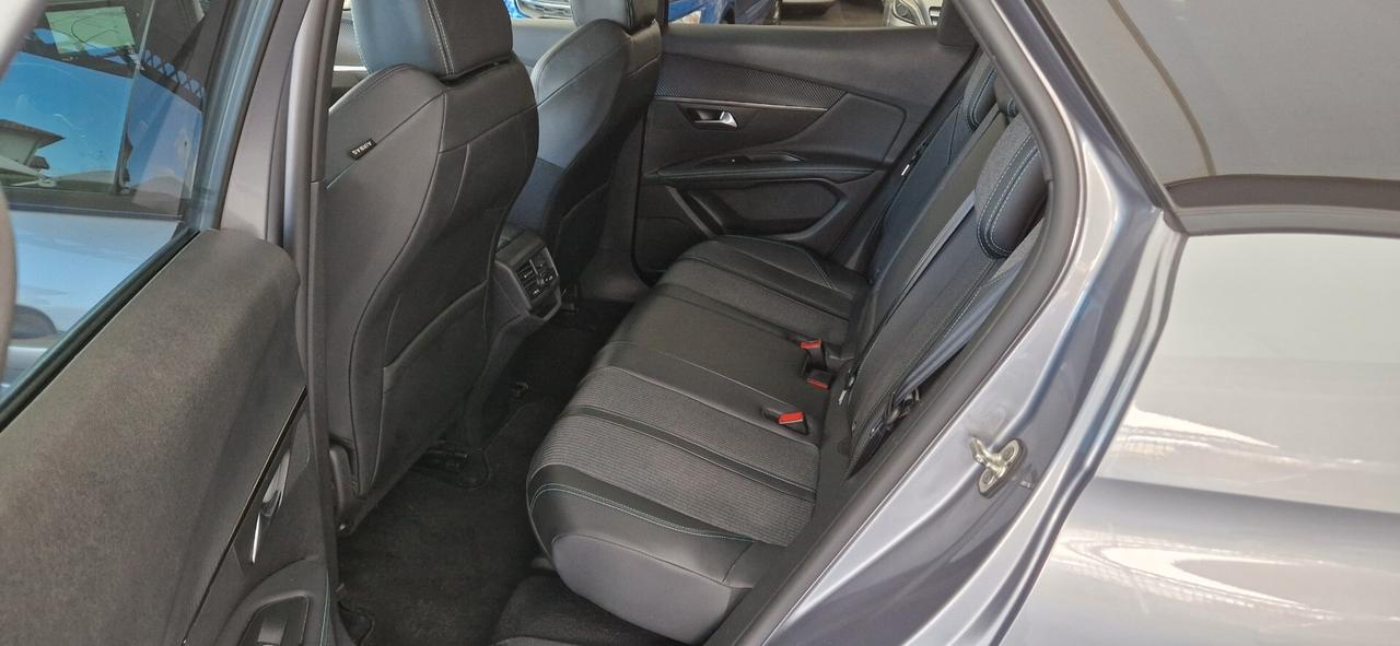 Peugeot 3008 BlueHDi 130cv EAT8 GT Pack