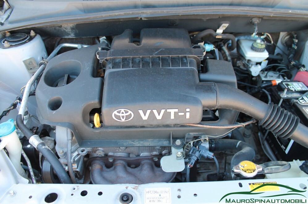 Toyota Yaris 1.3 BENZINA 35000 KM