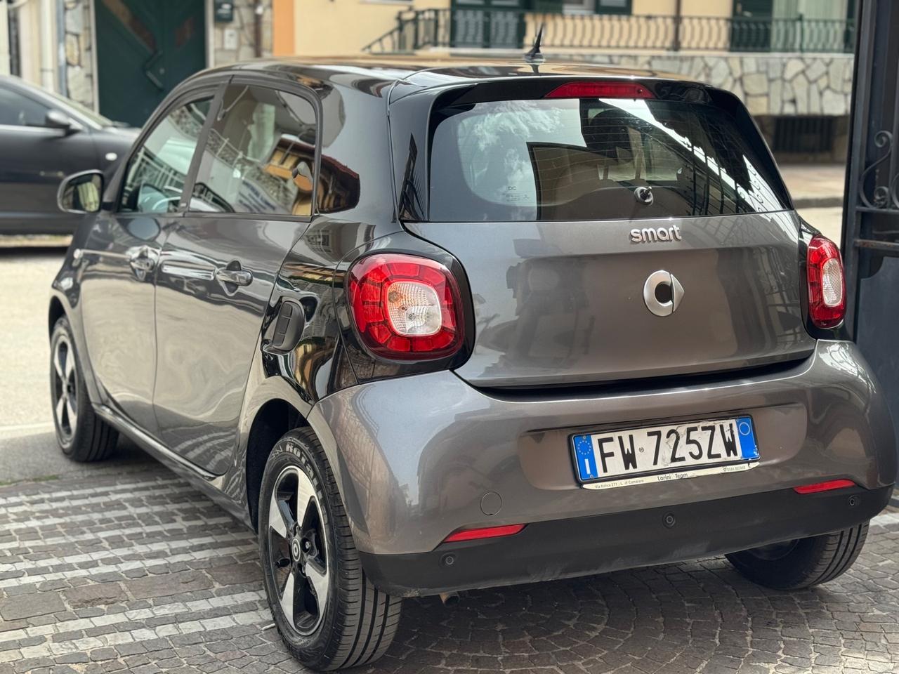 Smart ForFour 70 1.0 Prime