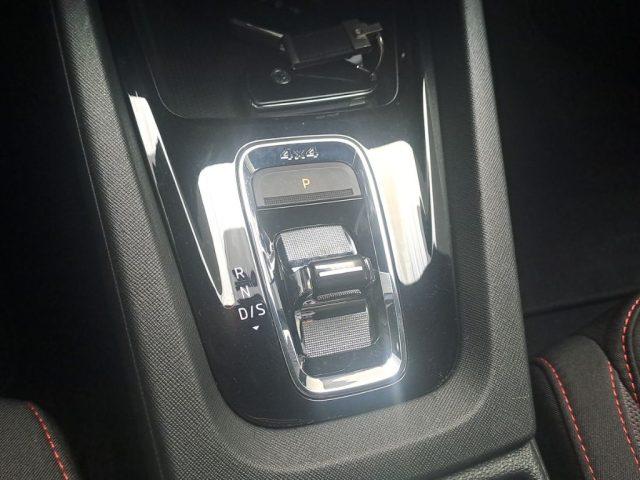 SKODA Octavia 2.0 TDI EVO SCR 200 CV DSG Wagon RS