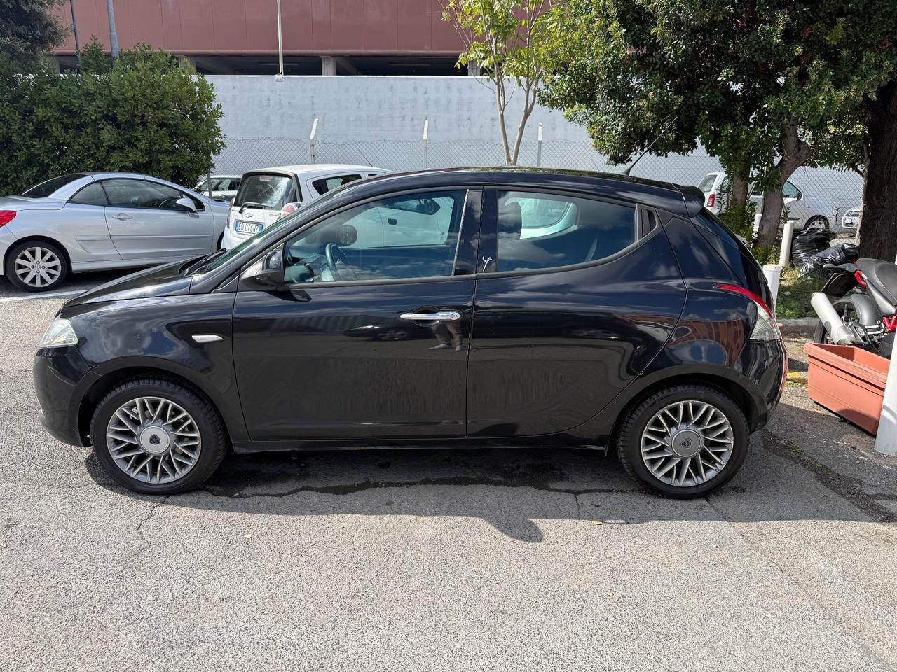 Lancia Ypsilon 1.3 MJT 16V 95 CV 5 porte S&S Gold