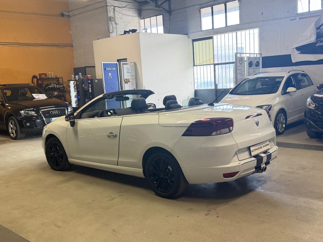 Renault Megane Mégane CABRIOLET-1.9 dCi 130CV Dynamique Cabriolet