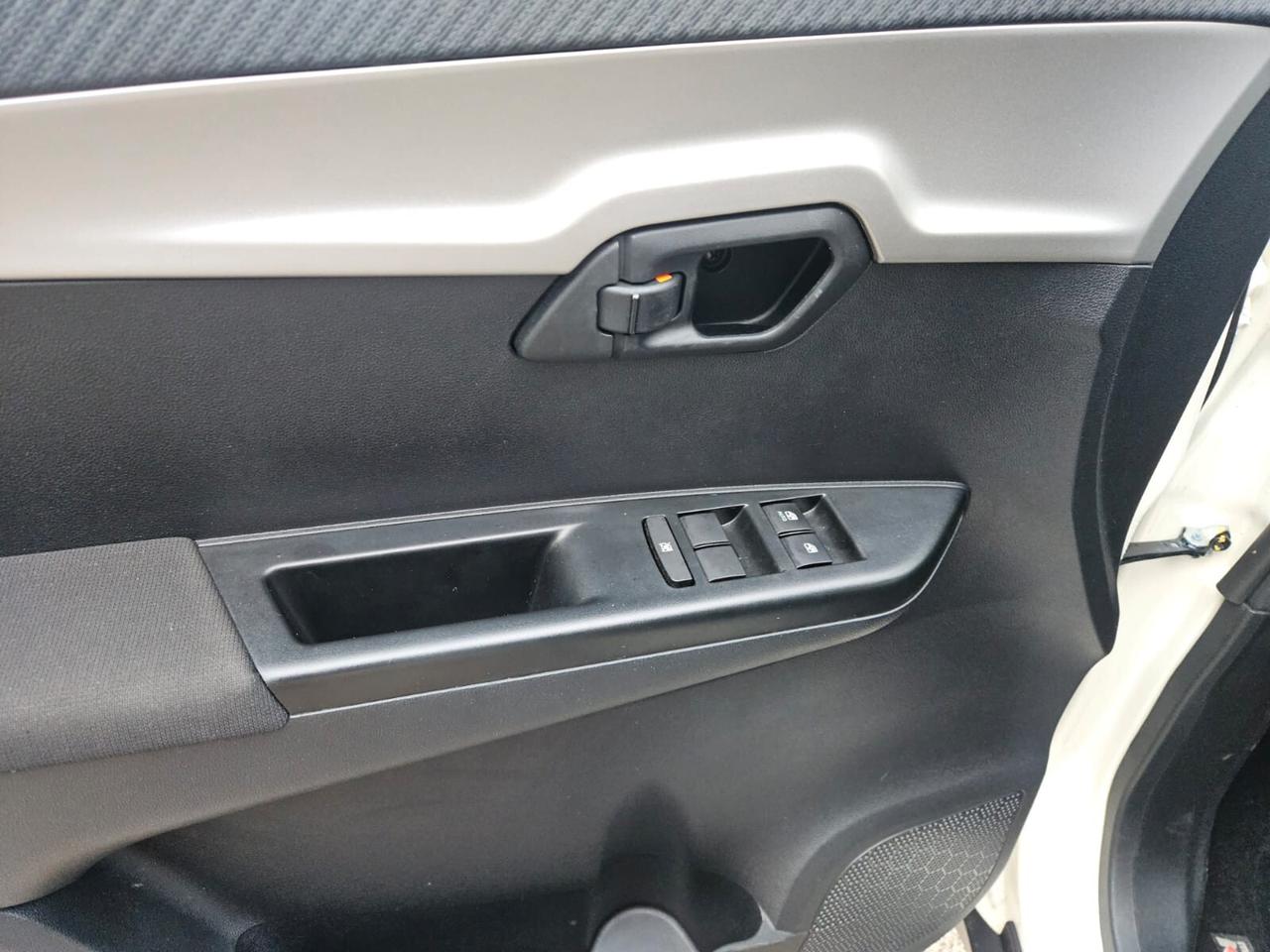 Mahindra KUV100 1.2 VVT K6+