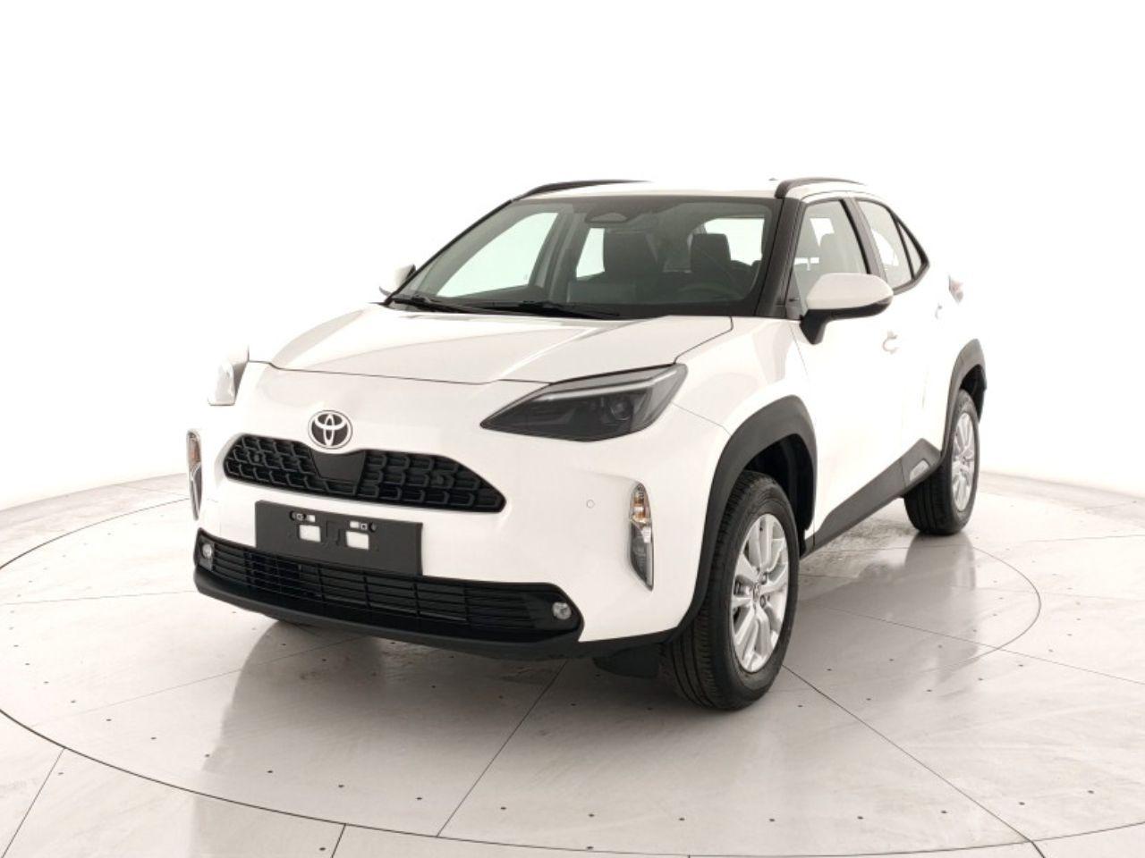 TOYOTA Yaris Cross 1.5h Active fwd 115cv e-cvt