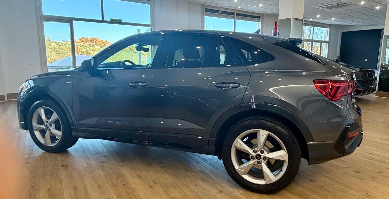 Audi Q3 35 TFSI S tronic line edition