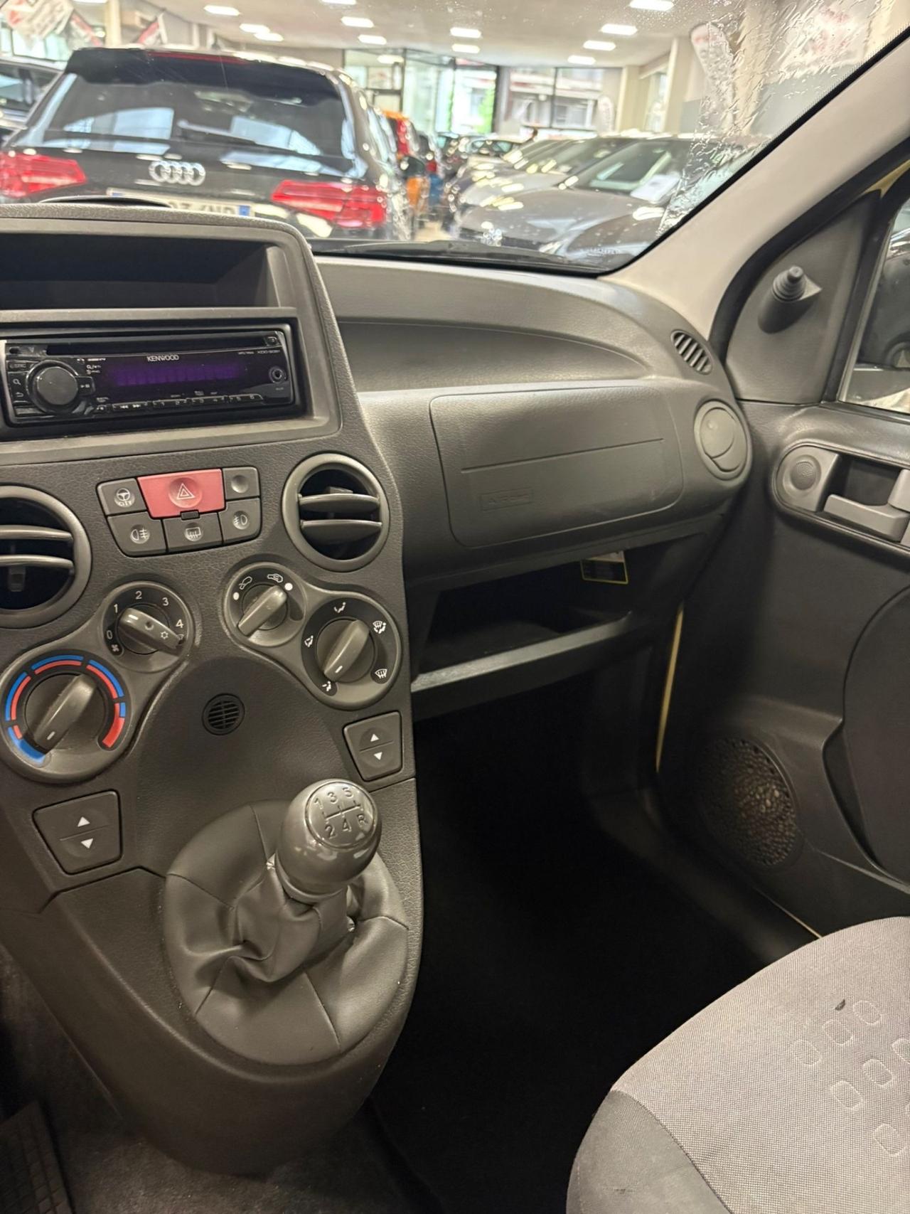 Fiat Panda 1.2 Emotion 69CV Ok Neopatentati