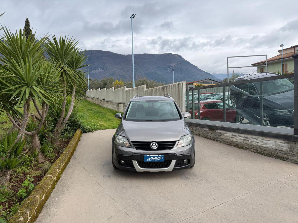 VOLKSWAGEN - Golf Plus