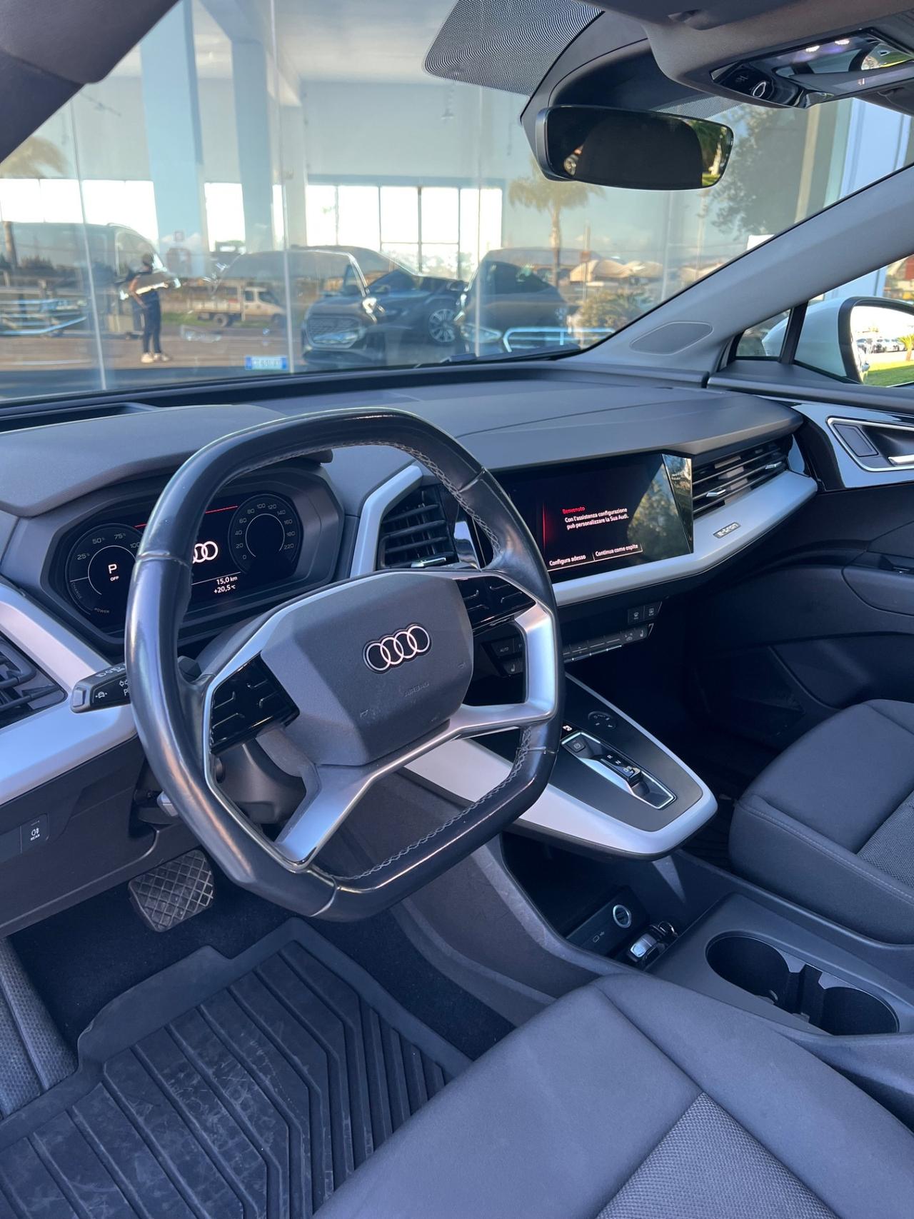 Audi Q4 e-tron Spb 50 Sline possibilità noleggio no scoring