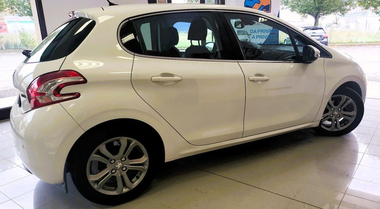 PEUGEOT 208 1° serie PureTech 82 5 porte Allure