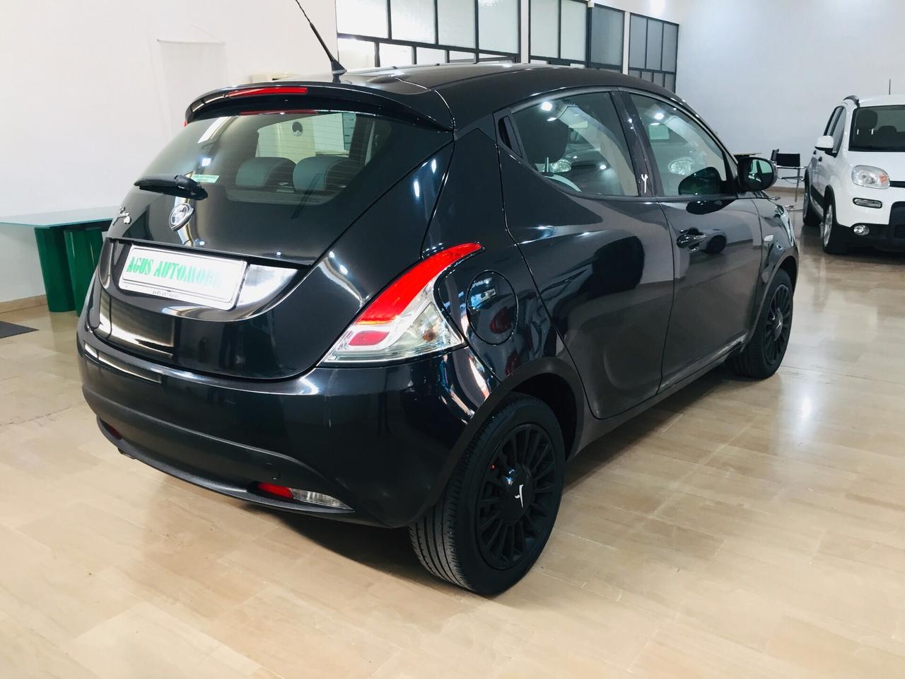 LANCIA Ypsilon 1.2 Elefantino 69cv 5p.