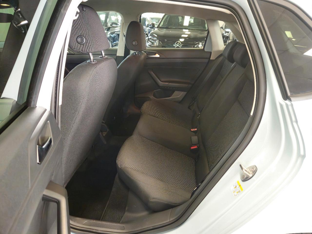 Volkswagen Polo Young 1.0 80CV