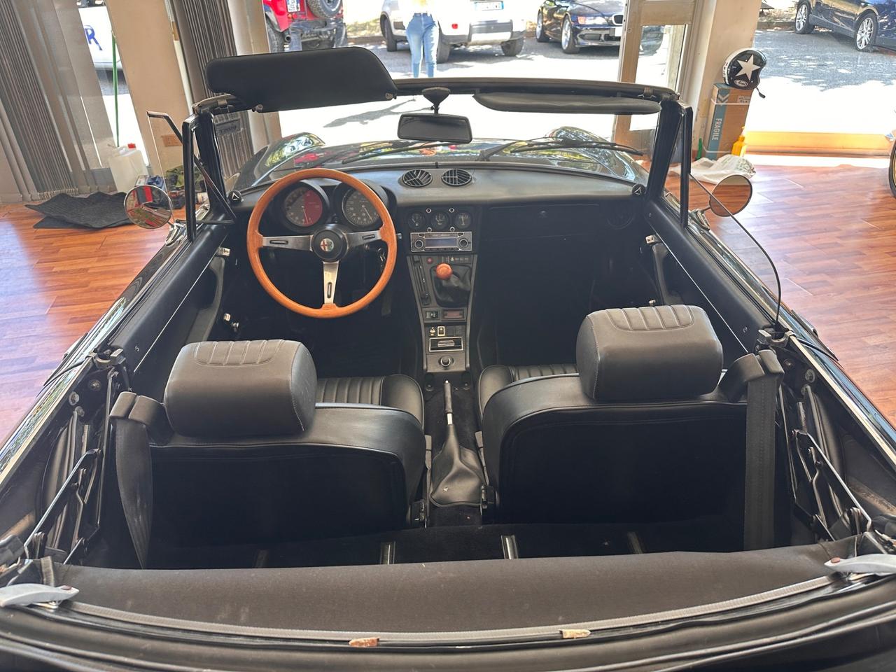 Alfa Romeo Spider 2.0 Veloce
