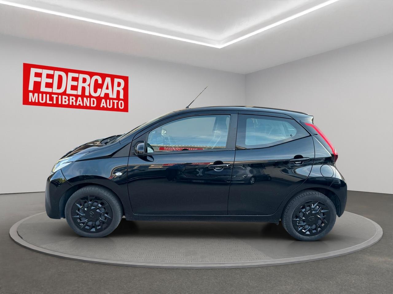 Toyota Aygo Connect 1.0 VVT-i 72CV 5 porte x-cool